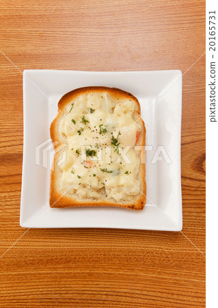 Potato salad toast Potato salad toast 20165731