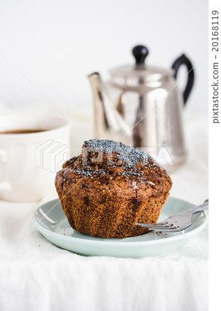 chocolate muffins with carob, raisins and poppy chocolate muffins with carob, raisins and poppy 20168119