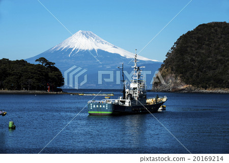 Fuji view from Toda fishing port Fuji view from Toda fishing port 20169214