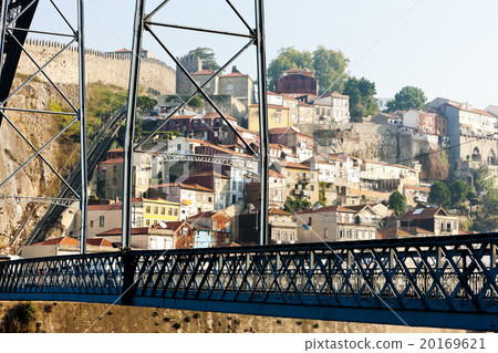 Dom Luis I Bridge and quarter of Ribeira, Porto 20169621