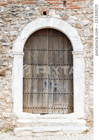 door, Viana do Alentejo Castle, Alentejo, Portugal 20169820