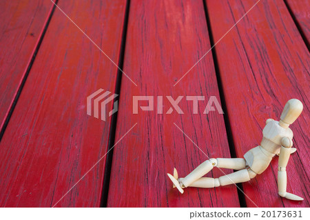 Wooden figure introduce thinking show and present Wooden figure introduce thinking show and present 20173631