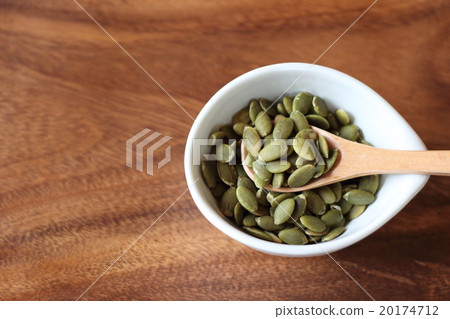 Pumpkin seeds 20174712