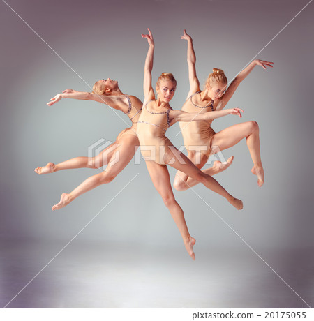 The young beautiful ballerina dancer jumping on a The young beautiful ballerina dancer jumping on a 20175055