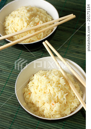 Two bowls of healthy organic rice Two bowls of healthy organic rice 20175184