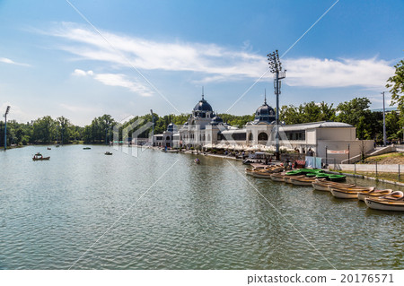 The newly renovated Skating rink in the Main city The newly renovated Skating rink in the Main city 20176571