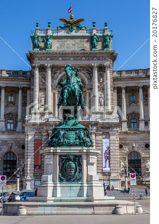 Vienna Hofburg Imperial Palace at day, - Austria Vienna Hofburg Imperial Palace at day, - Austria 20176827