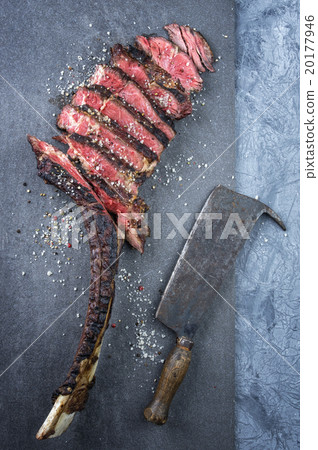 Dry Aged Barbecue Tomahawk Steak Dry Aged Barbecue Tomahawk Steak 20177946