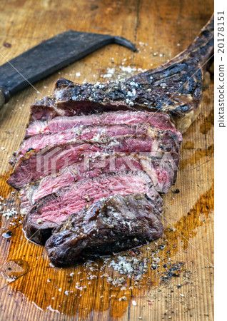 Barbecue Wagyu Tomahawk Steak 20178151