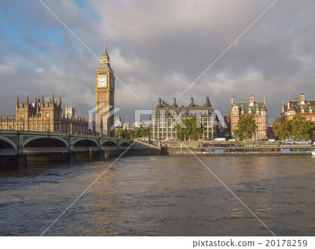 Westminster Bridge 20178259