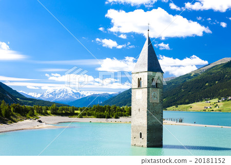 tower of sunken church in Resia lake, Italy tower of sunken church in Resia lake, Italy 20181152
