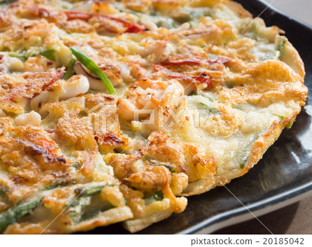 Korean seafood pancake 20185042