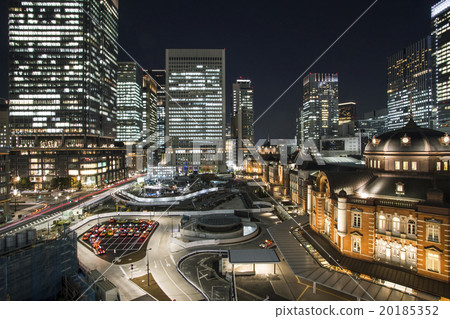 從KITTE的屋頂花園想要的東京車站 從KITTE的屋頂花園想要的東京車站 20185352