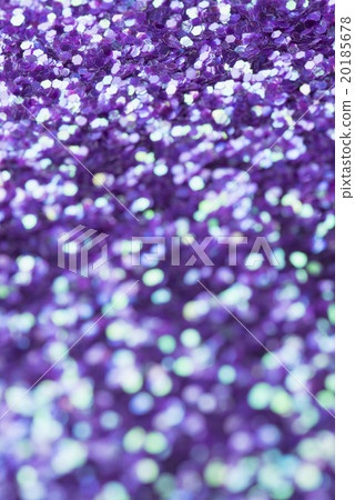 Violet giltter bokeh abstract background 20185678