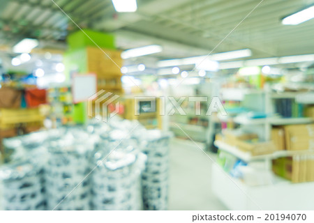 Blurred book store for use as background 20194070