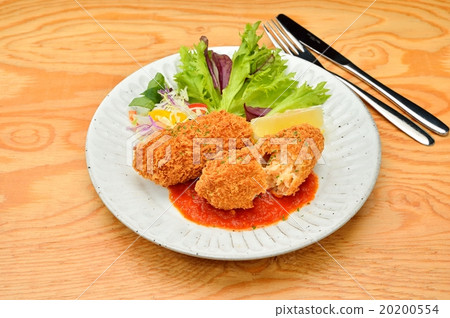 Crab crab croquette (with tomato sauce). 20200554