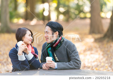 已婚夫婦生活方式散步 20203218