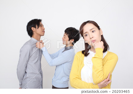 一位妻子對Mazakon的丈夫感到驚訝 一位妻子對Mazakon的丈夫感到驚訝 20203465