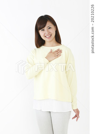 一個女人帶著微笑 20210226
