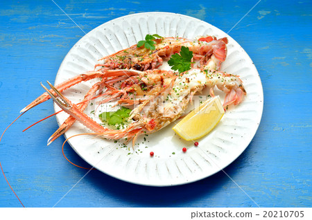 意大利菜,花式蝦scampi(scampi)燒烤。 意大利菜,花式蝦scampi(scampi)燒烤。 20210705