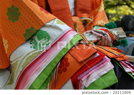 十二層次的禮儀和服 20211809