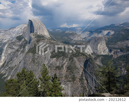 Scenery from Glacier Point, Half Dome, Yosemite National Park, USA 20212612