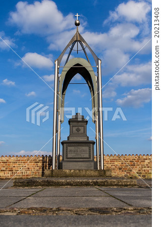 Joachim Schlueter monument Joachim Schlueter monument 20213408