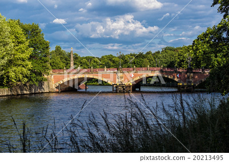 Berlin Berlin 20213495