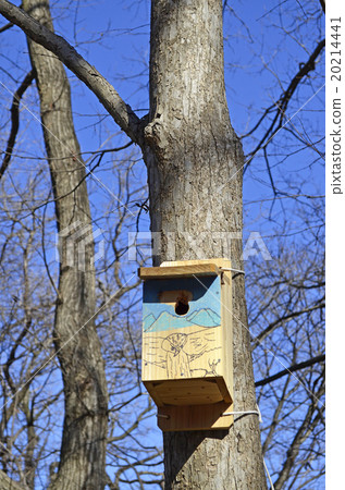 Bird's nesting box Bird's nesting box 20214441