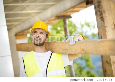 Construction workers 20215943