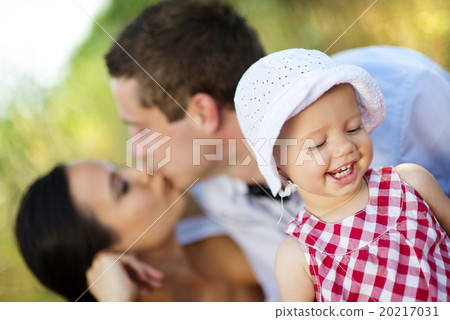 Happy family Happy family 20217031