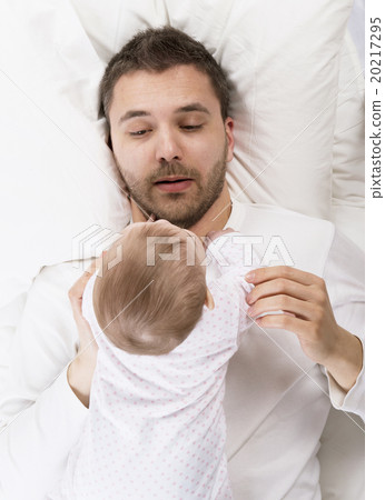 Father and baby 20217295