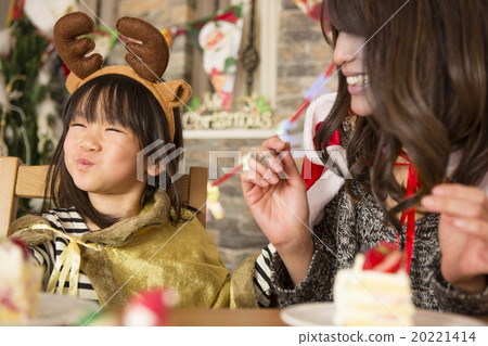 Christmas cake and parent and child Christmas cake and parent and child 20221414