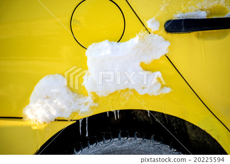 snow on a car snow on a car 20225594