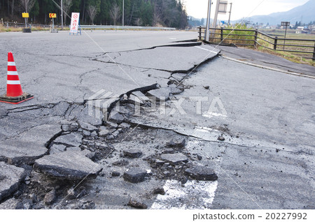 長野縣的Kagoshiro斷層地震 20227992