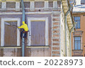 Cleaning service worker 20228973