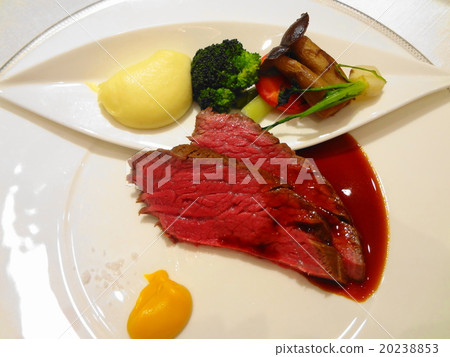 Course meal  20238853