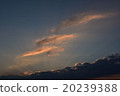 Setting sun, sunset 20239388