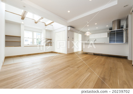 與內部露台共同生活用餐,裝修精美 與內部露台共同生活用餐,裝修精美 20239702