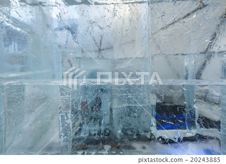 Glacial transparent blocks of ice with patterns. 20243885