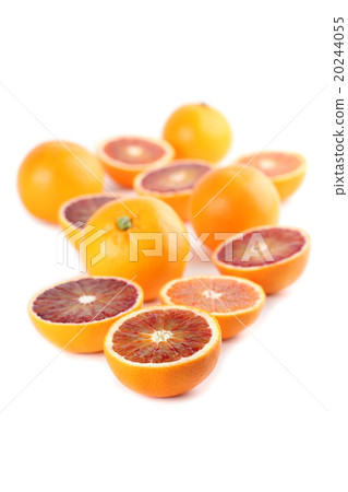 Blood oranges 20244055