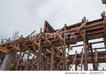 pillar and beam being constructed 20249473