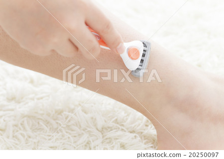 Snone hair treatment image Snone hair treatment image 20250097