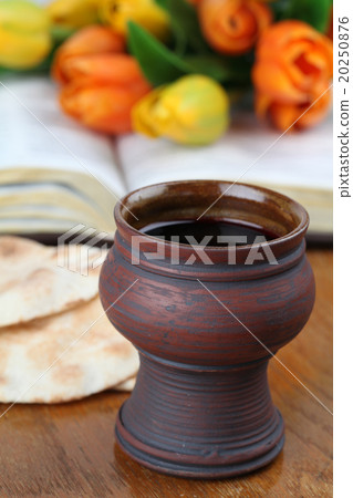 Holy communion Holy communion 20250876