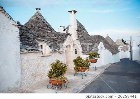 ALBEROBELLO, Traditional trulli houses in 20255441