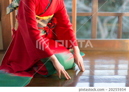 three fingers, furisode, female 20255934