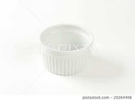white porcelain ramekin 20264406