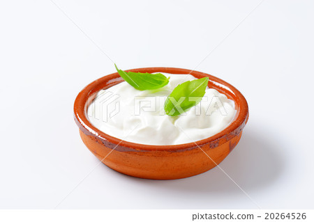 white yogurt 20264526