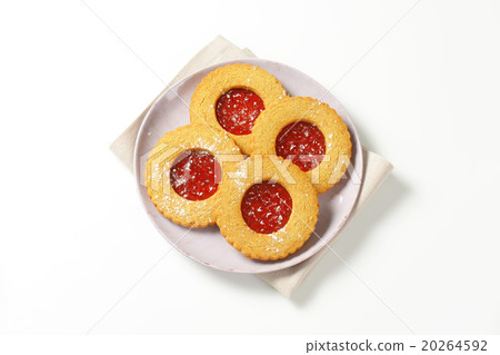 Round Linzer cookies Round Linzer cookies 20264592