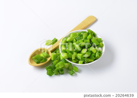 Chopped spring onions 20264639